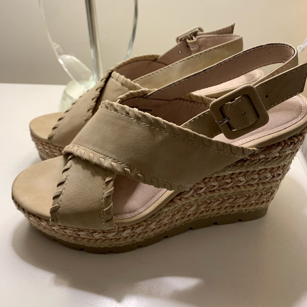 Summer wedges!